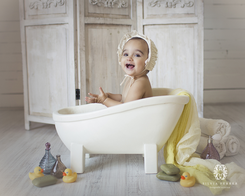 fotos de bebés en bañera