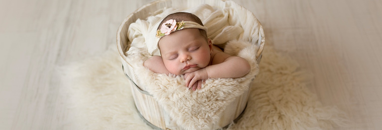 Fotos de recién nacidos +  Newborn + Fotografía infantil + Vega.