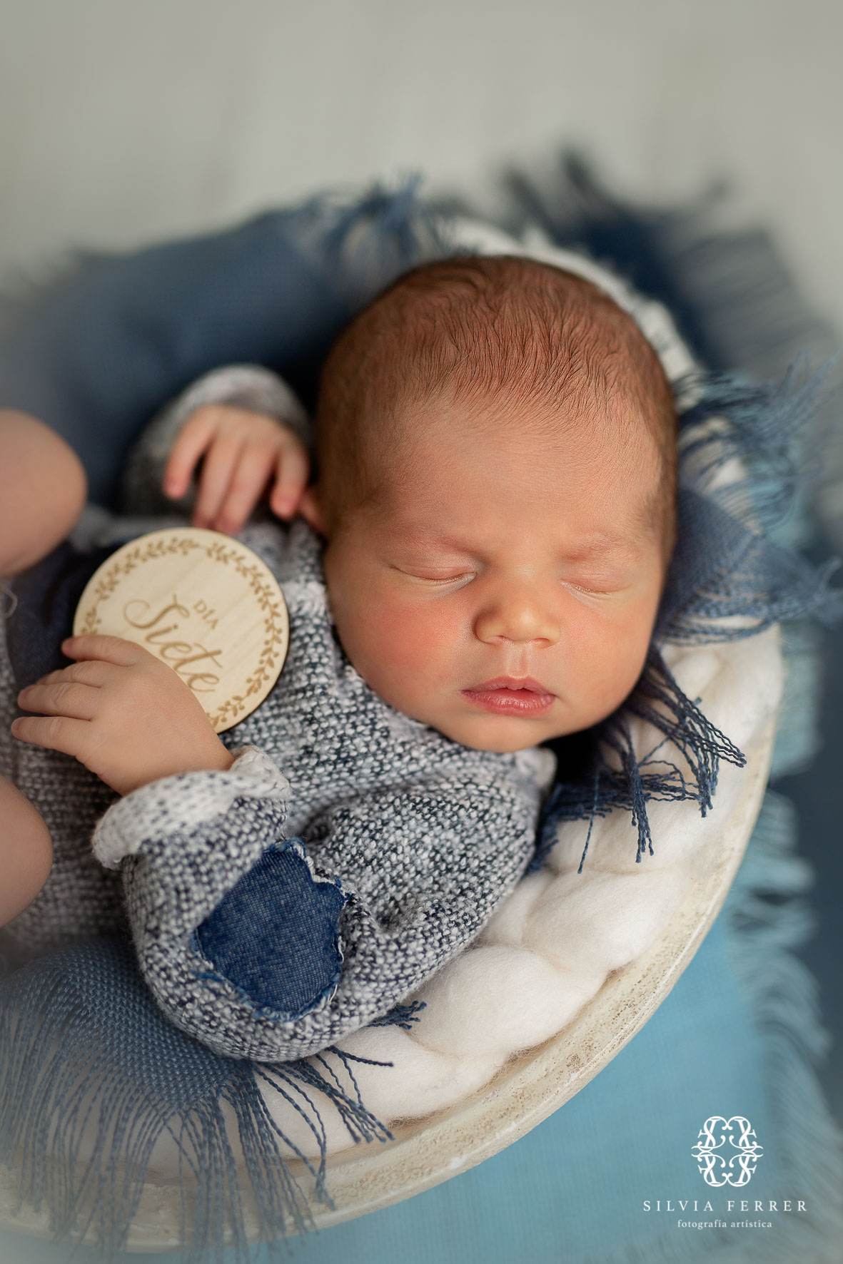 fotos de bebé con 7 días recién nacido