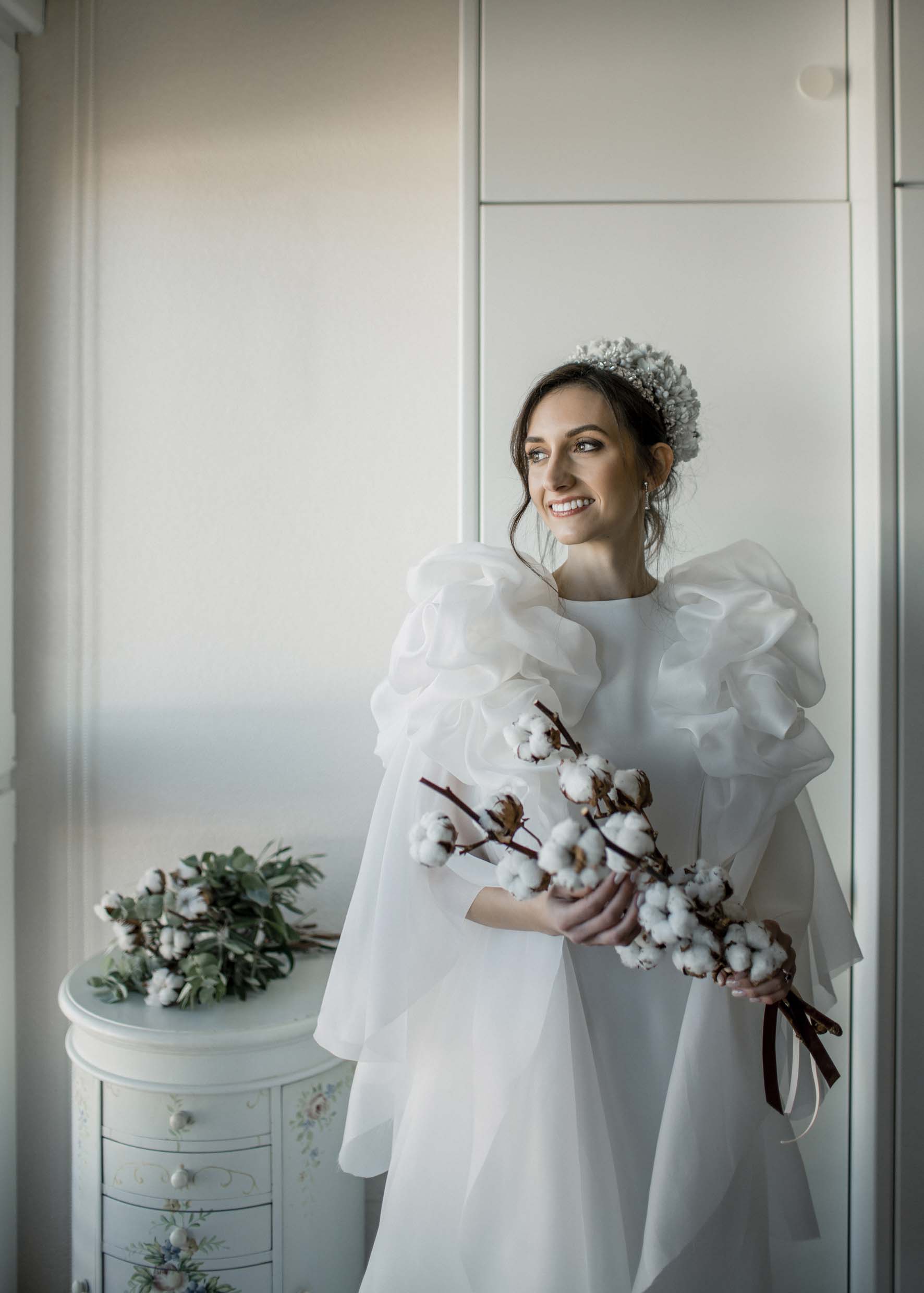 vestido de novia alta costura teatro de sueños ramo flor de algodón